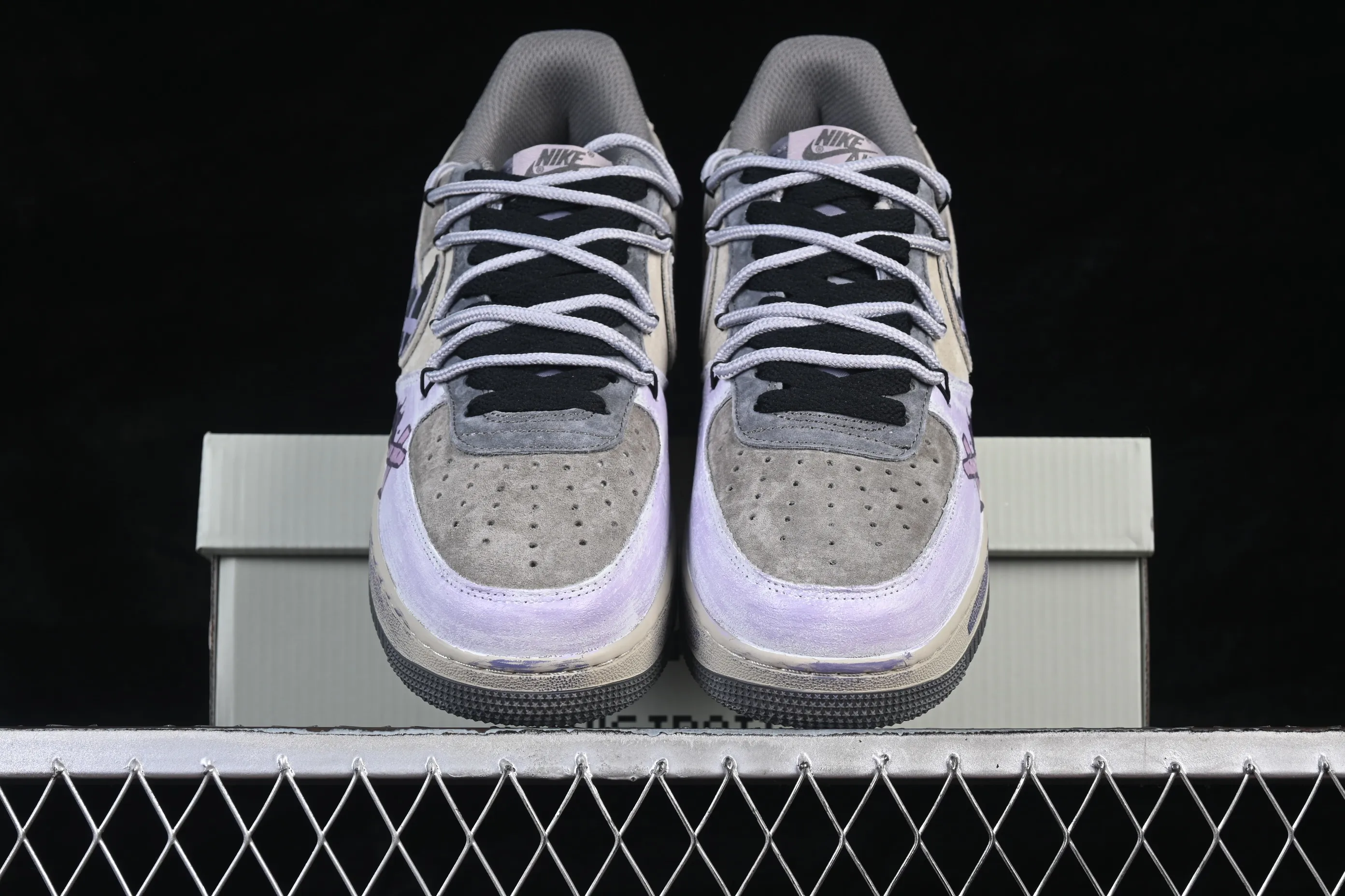 All categories Nk Air Force 1 Air Force series Nk Air Force 1 Low Air Force low-top Nike Air Force 1'07 Low "Band-Aid" Hand-painted graffiti Graffiti band-aid Air Force 1 low-top casual sneakers YD2425-066